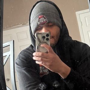 Meet your Posher, Nicholas